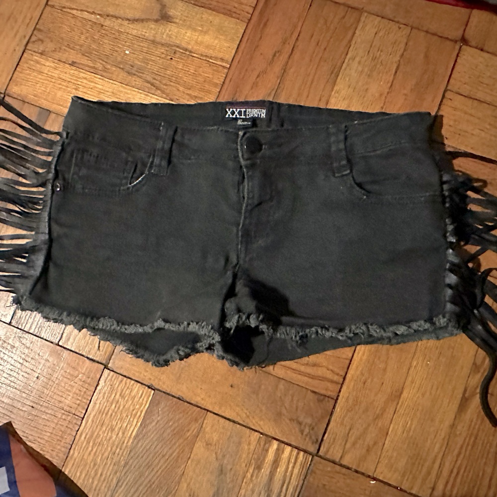 Black Stonewash fringe shorts